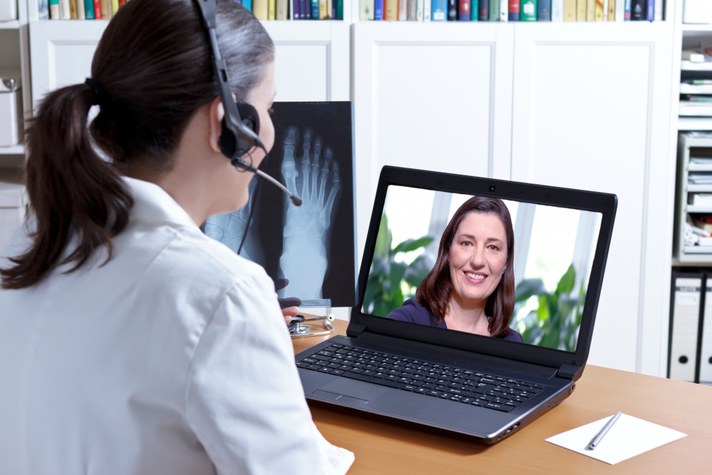 talking using video chat
